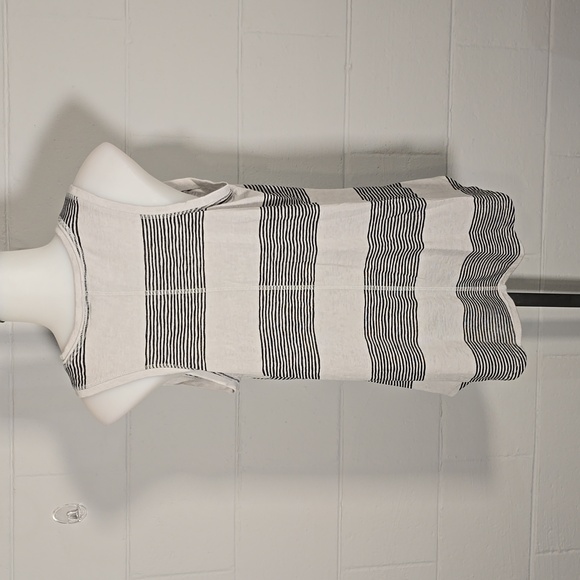 Athleta tank top - Picture 4 of 8